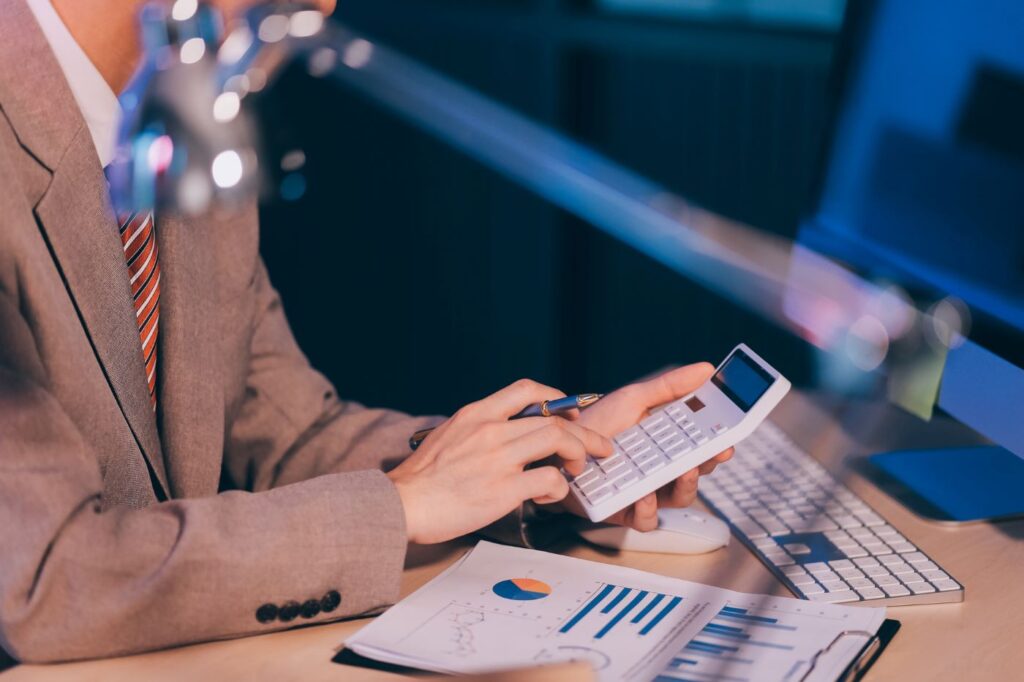La TVA en Suisse : taux, obligations et conseils pour les entrepreneurs