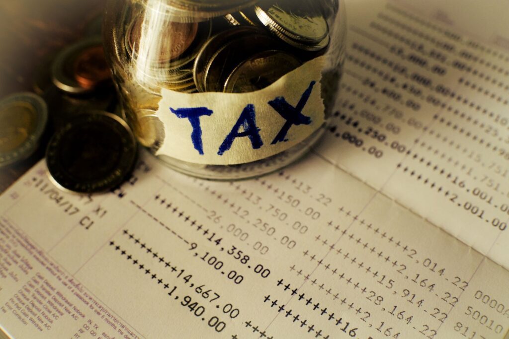 La TVA en Suisse : taux, obligations et conseils pour les entrepreneurs