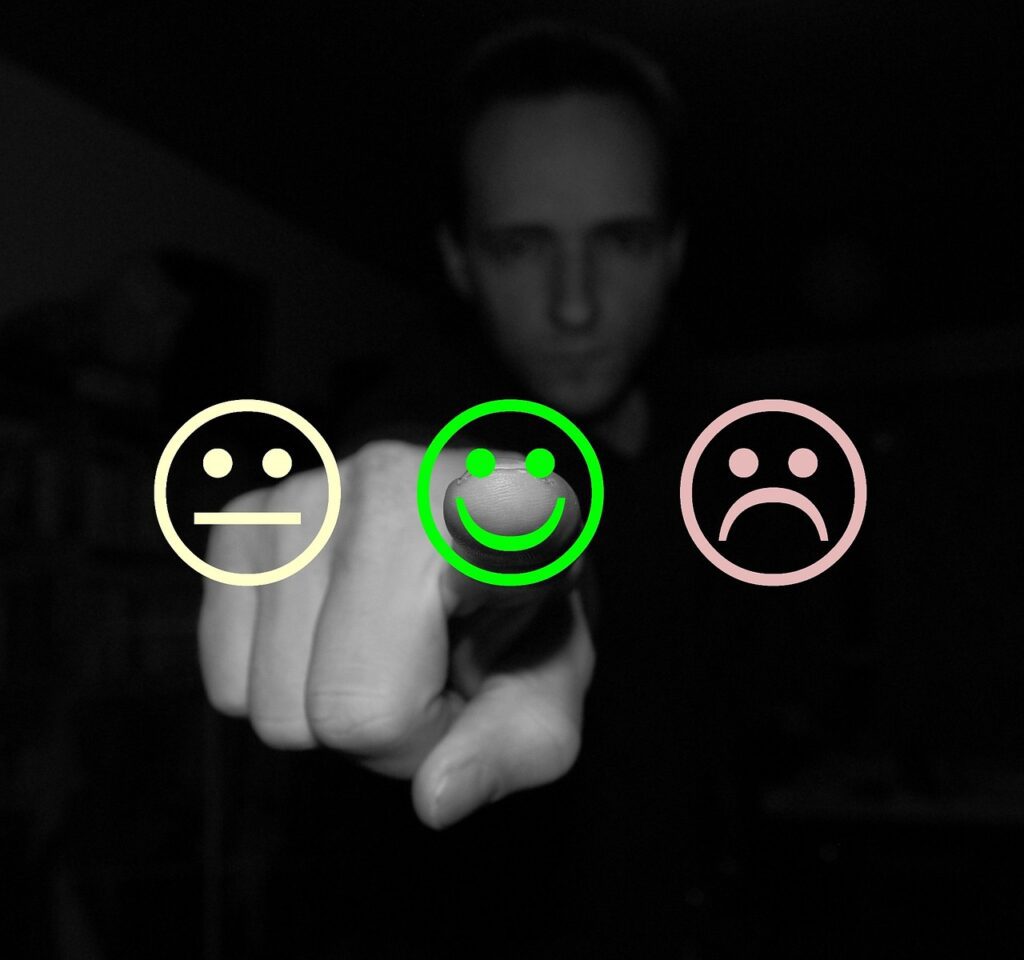 Comment gérer les relations clients et améliorer la satisfaction en Suisse