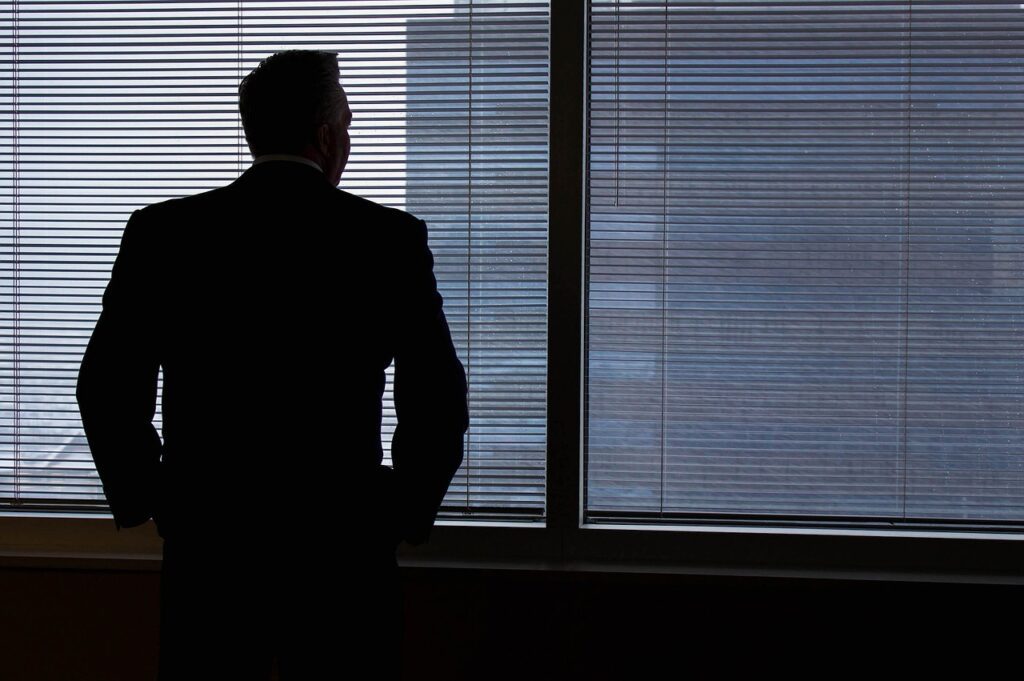 Les exigences légales pour enregistrer une entreprise en Suisse