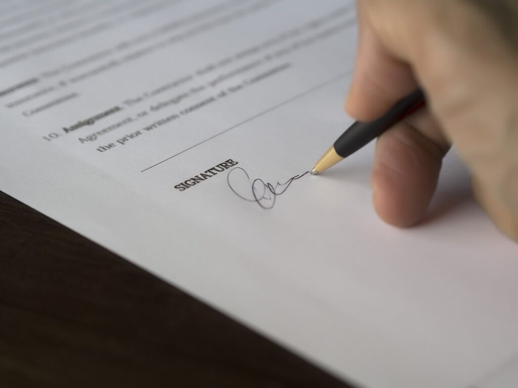Pourquoi domicilier son entreprise en Suisse ? Avantages fiscaux et juridiques