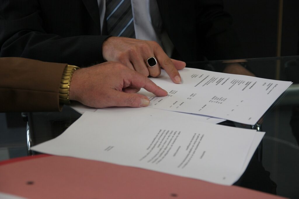 Pourquoi domicilier son entreprise en Suisse ? Avantages fiscaux et juridiques