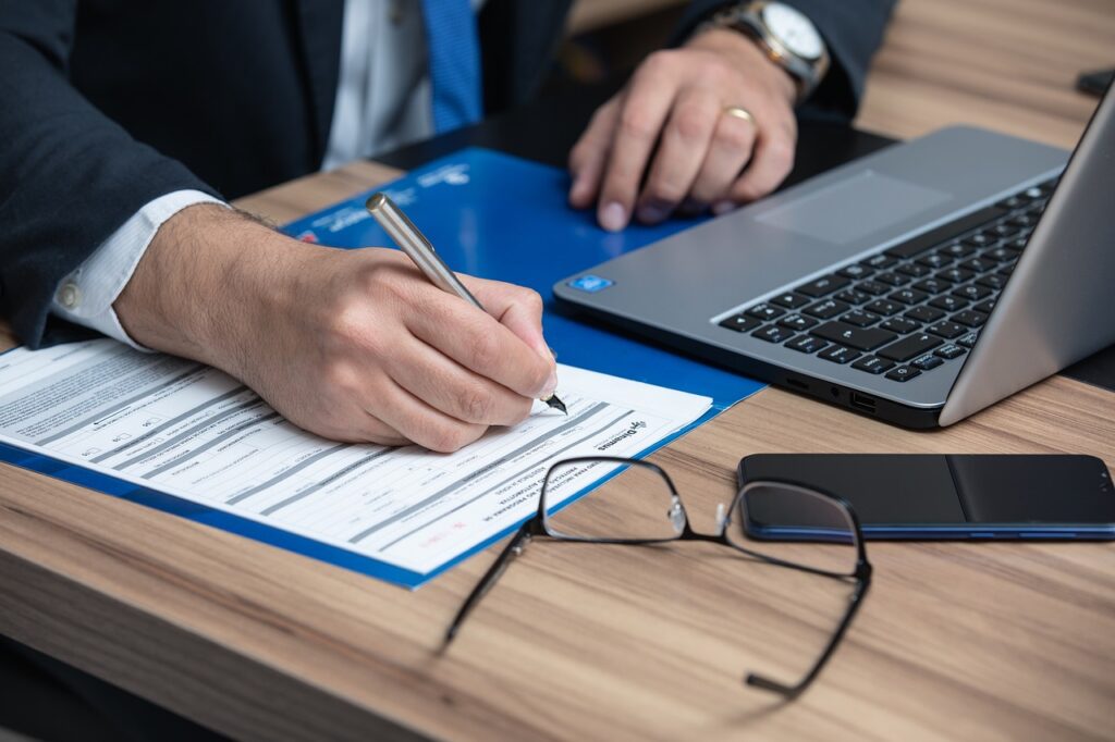 Transmission d'entreprise : rôle et importance des conseillers juridiques